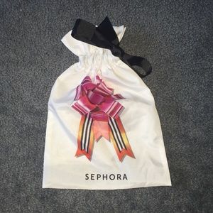 adorable sephora cosmetic/gift bag